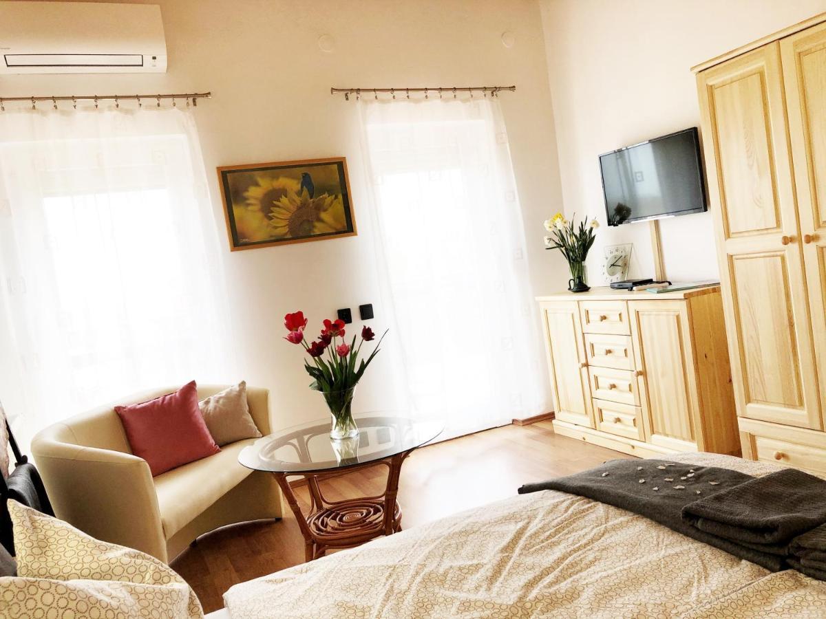 Balaton Apartman Paloznak Exteriör bild