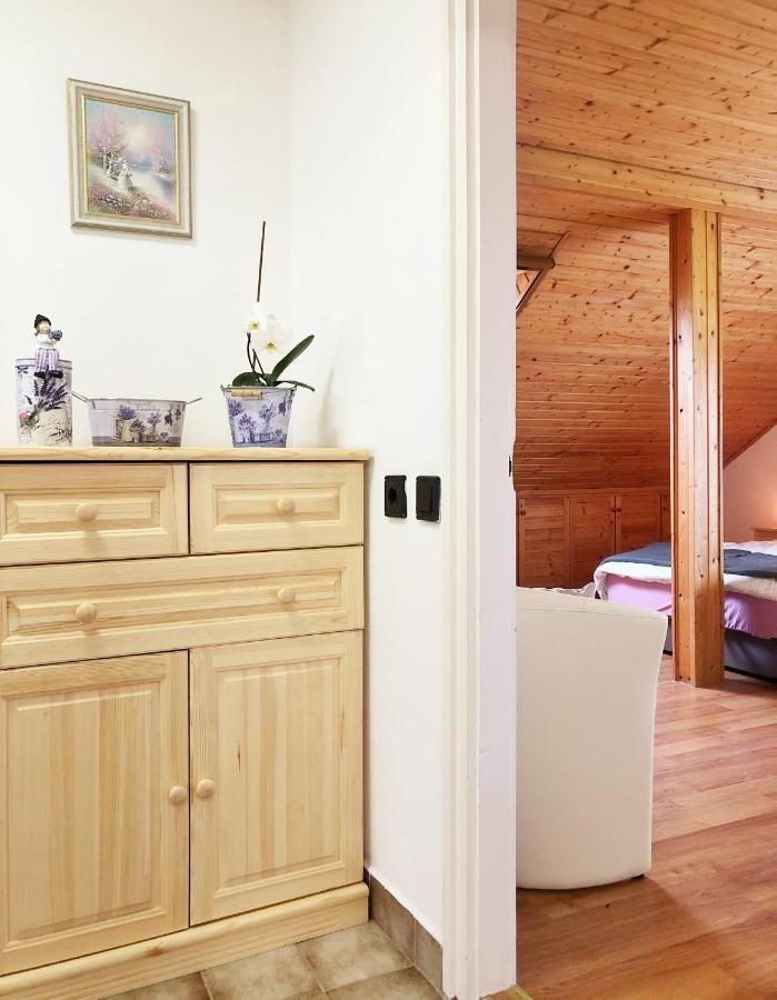 Balaton Apartman Paloznak Exteriör bild