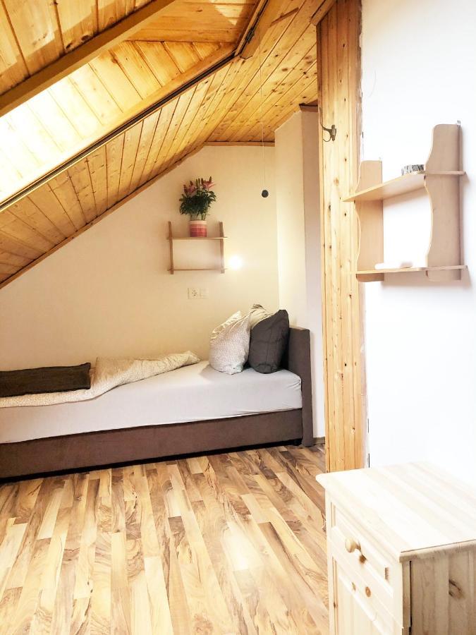 Balaton Apartman Paloznak Exteriör bild