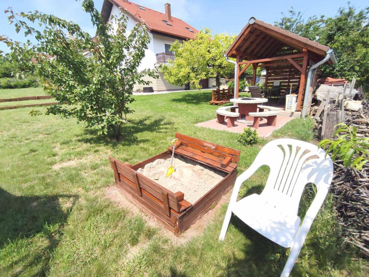 Balaton Apartman Paloznak Exteriör bild