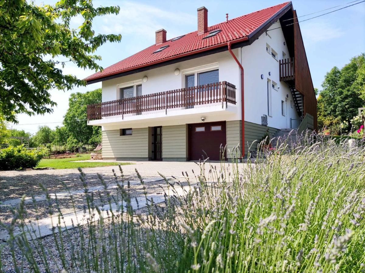 Balaton Apartman Paloznak Exteriör bild